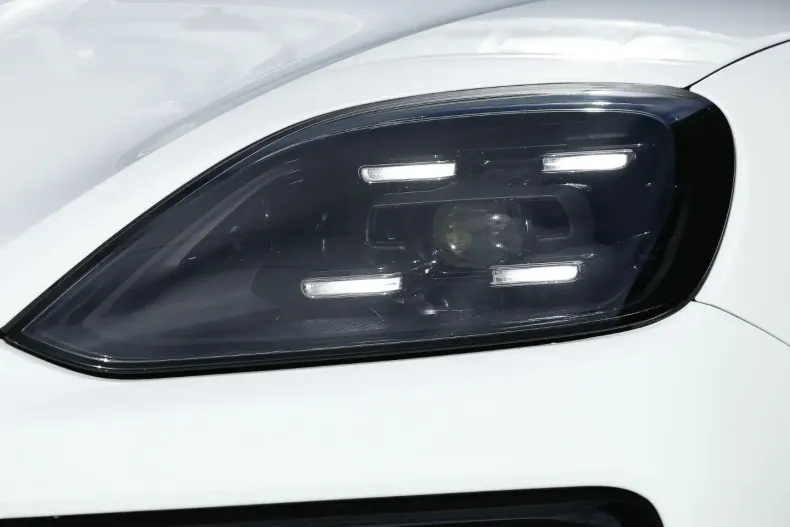 Porsche Cayenne din 2024 cu 31.600 km - oferta POR159299 - foto 10