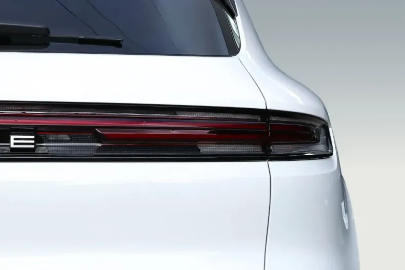 Porsche Cayenne din 2024 cu 31.600 km - oferta POR159299 - foto 11