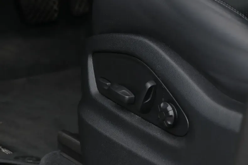 Porsche Cayenne din 2024 cu 31.600 km - oferta POR159299 - foto 26