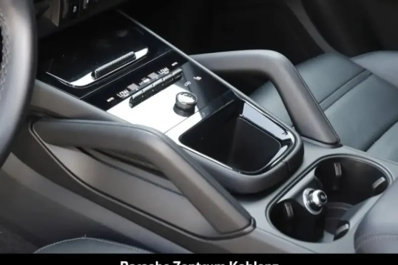 Porsche Cayenne din 2023 cu 19.850 km - oferta POR159301 - foto 19