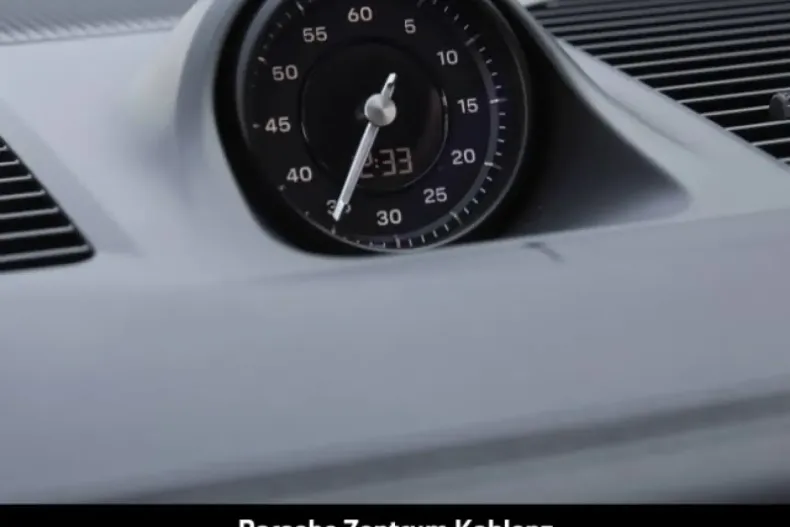 Porsche Cayenne din 2023 cu 19.850 km - oferta POR159301 - foto 25