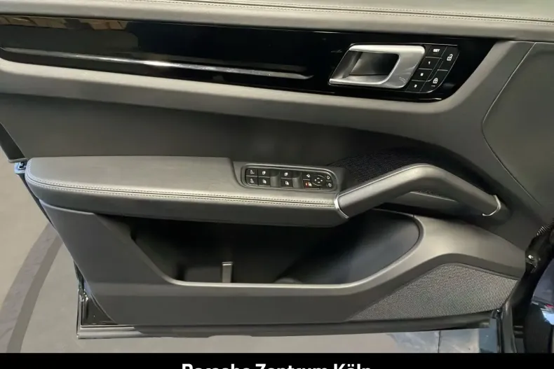 Porsche Cayenne din 2022 cu 40.845 km - oferta POR159303 - foto 20