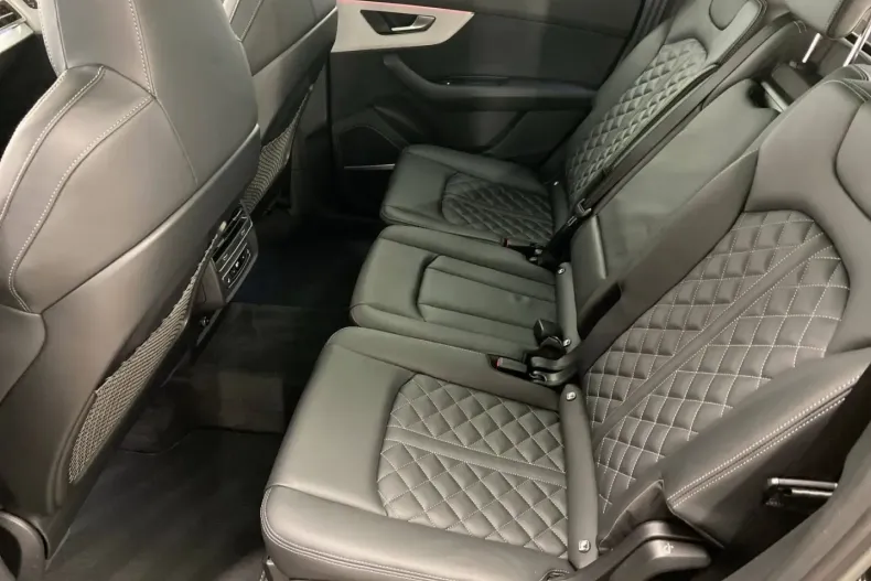 Audi Q7 din 2022 cu 49.372 km - oferta AUD159314 - foto 6