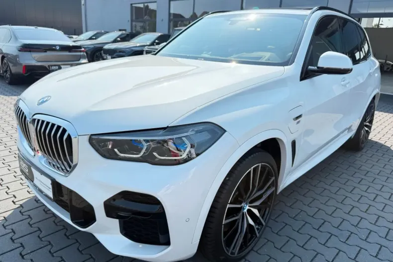 BMW X5 din 2022 cu 42.698 km - oferta BMW159328 - foto 1