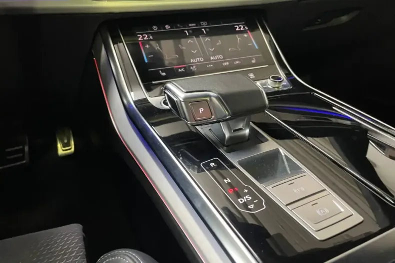 Audi Q8 din 2022 cu 44.652 km - oferta AUD159348 - foto 6