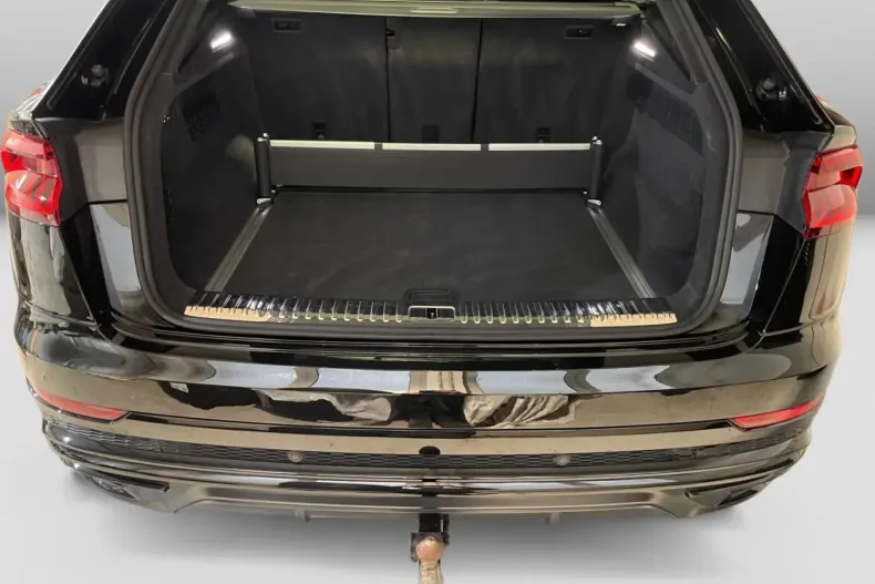 Audi Q8 din 2022 cu 44.652 km - oferta AUD159348 - foto 10