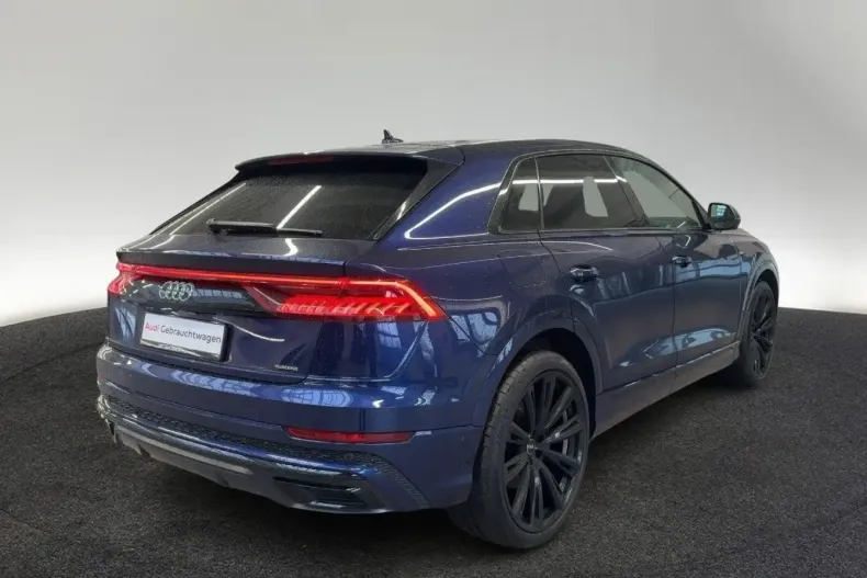 Audi Q8 din 2022 cu 41.746 km - oferta AUD159351 - foto 3
