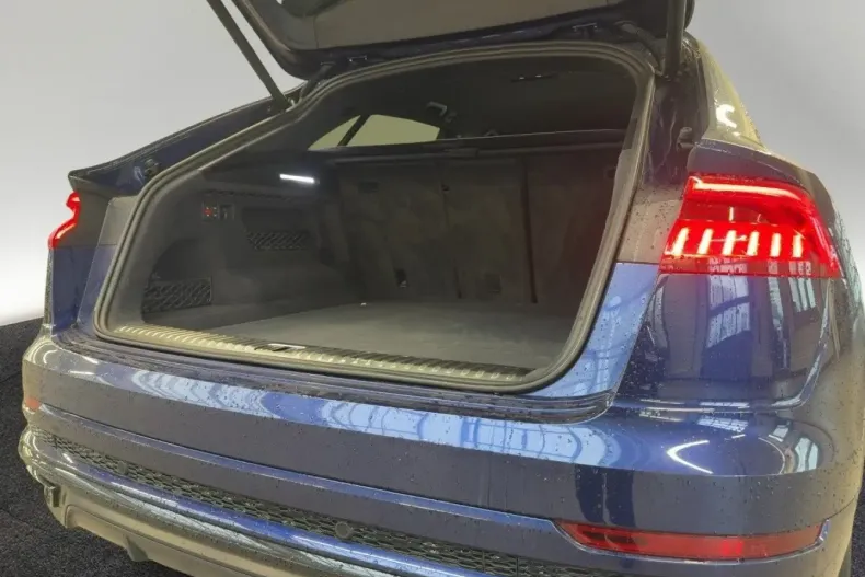 Audi Q8 din 2022 cu 41.746 km - oferta AUD159351 - foto 5