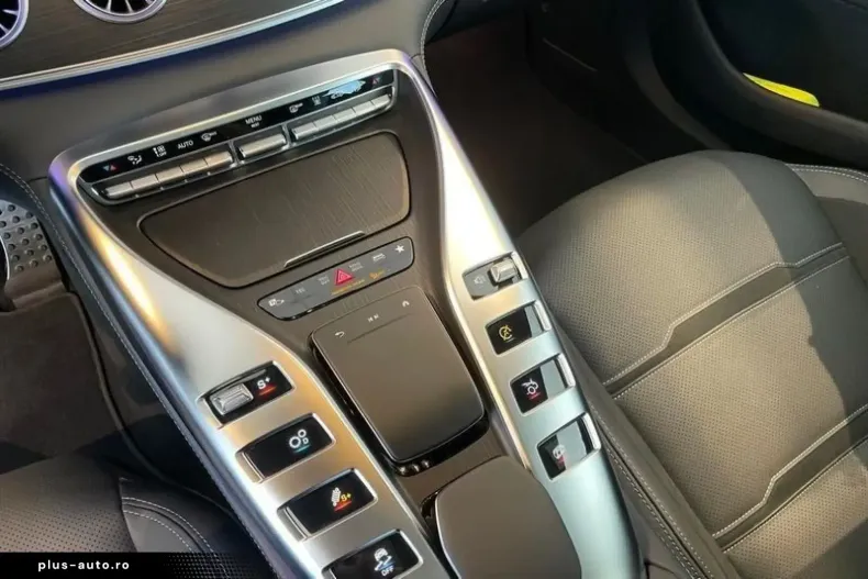 Mercedes-Benz AMG GT din 2024 cu 5.700 km - oferta MER159356 - foto 12