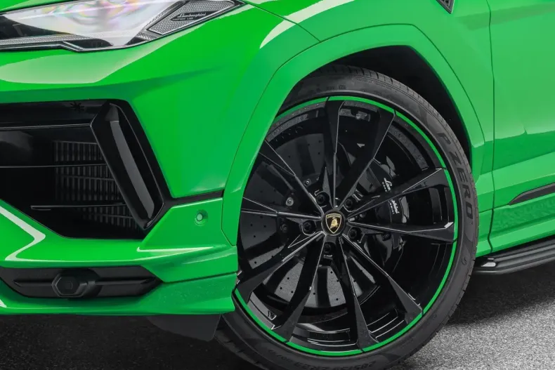 Lamborghini Urus din 2024 cu 7.900 km - oferta LAM159364 - foto 19