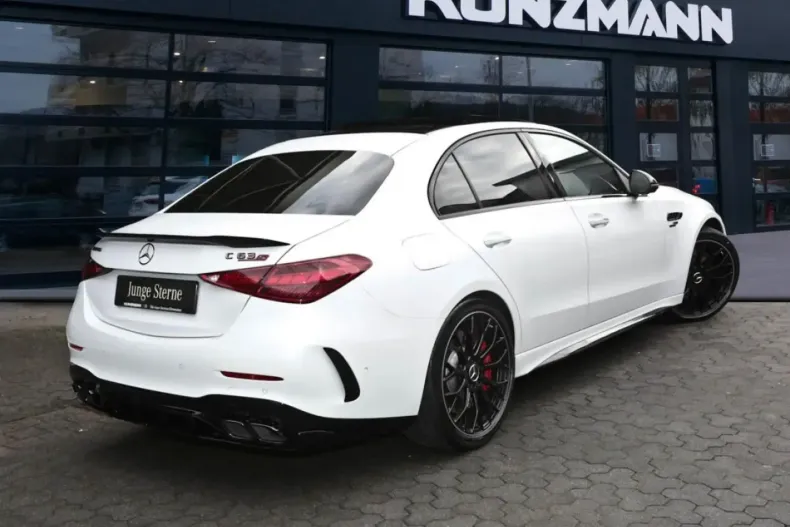 Mercedes-Benz C 63 AMG din 2024 cu 20.200 km - oferta MER159366 - foto 2