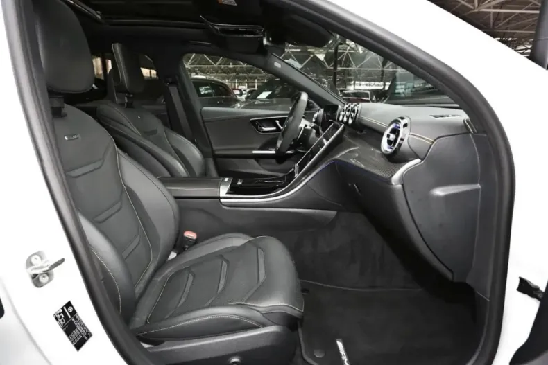 Mercedes-Benz C 63 AMG din 2024 cu 20.200 km - oferta MER159366 - foto 8