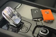 Volvo XC60 din 2023 cu 136.983 km - oferta VOL159367 - foto 14