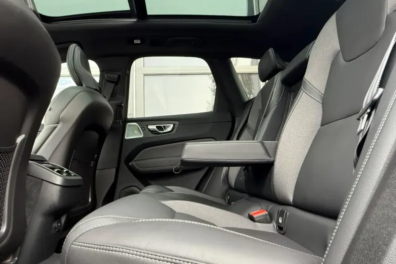 Volvo XC60 din 2023 cu 136.983 km - oferta VOL159367 - foto 15