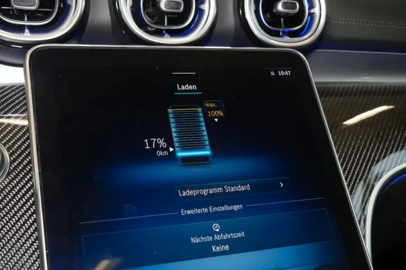 Mercedes-Benz C 63 AMG din 2024 cu 5.991 km - oferta MER159368 - foto 17