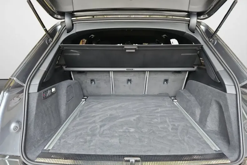 Audi Q7 din 2022 cu 43.914 km - oferta AUD159371 - foto 11