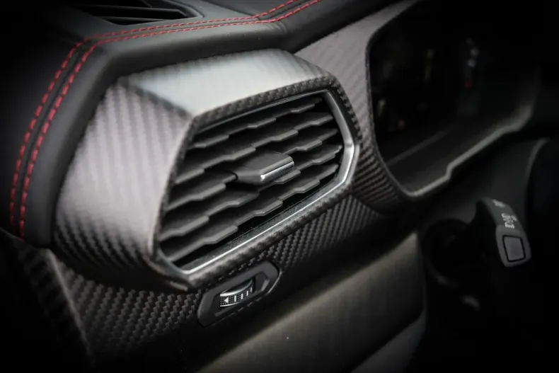 Lamborghini Urus din 2024 cu 17.770 km - oferta LAM159378 - foto 24