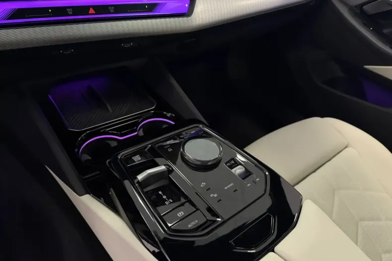 BMW 550 din 2025 cu 23.100 km - oferta BMW159379 - foto 14