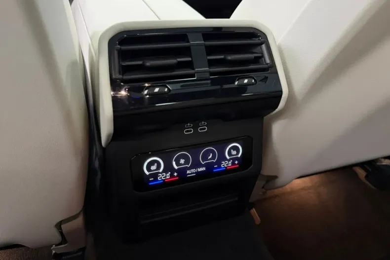 BMW 550 din 2025 cu 23.100 km - oferta BMW159379 - foto 23