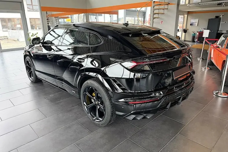 Lamborghini Urus din 2024 cu 13.740 km - oferta LAM159380 - foto 3