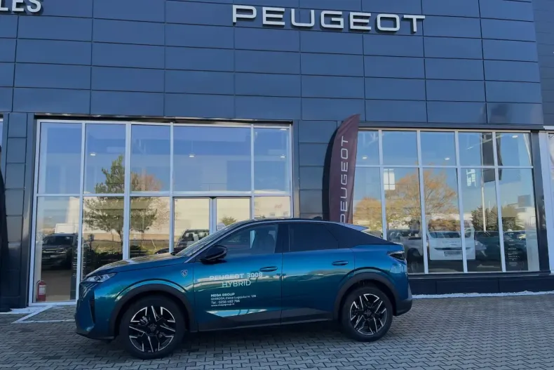 Peugeot 3008 din 2025 cu 4.303 km - oferta PEU159381 - foto 1