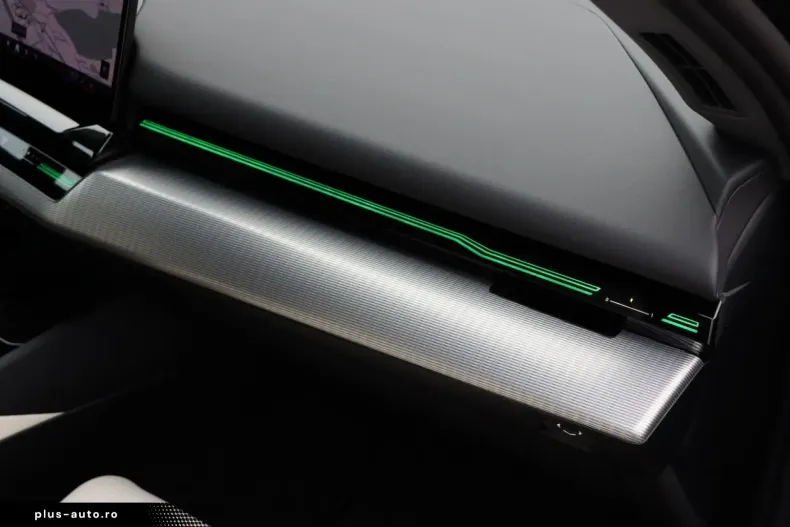 BMW 530 din 2024 cu 37.900 km - oferta BMW159382 - foto 25