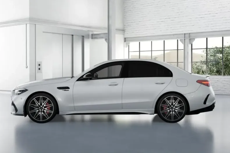 Mercedes-Benz C 63 AMG din 2024 cu 3.422 km - oferta MER159387 - foto 3