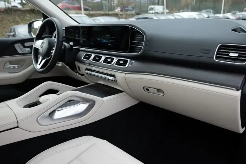 Mercedes-Benz GLE 300 din 2024 cu 14.268 km - oferta MER159402 - foto 2