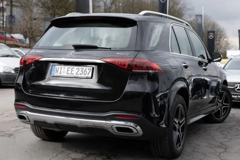 Mercedes-Benz GLE 300 din 2024 cu 14.268 km - oferta MER159402 - foto 3