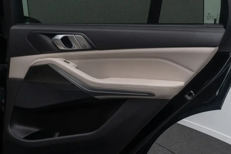 BMW X5 din 2022 cu 58.405 km - oferta BMW159407 - foto 31