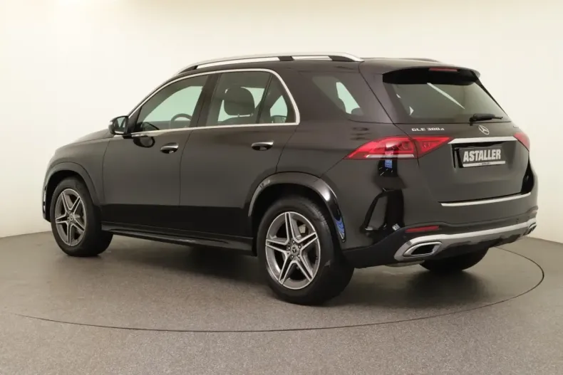 Mercedes-Benz GLE 300 din 2024 cu 29.300 km - oferta MER159408 - foto 2