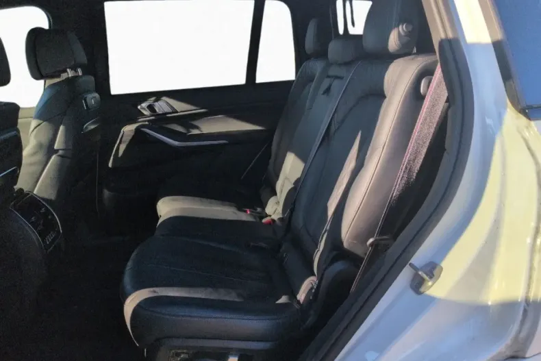 BMW X7 din 2023 cu 66.177 km - oferta BMW159413 - foto 8