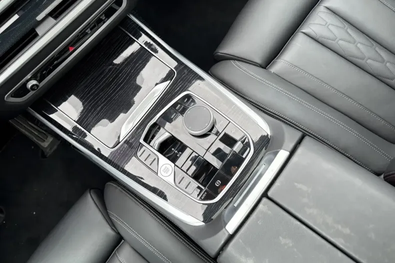 BMW X7 din 2024 cu 20.832 km - oferta BMW159415 - foto 9