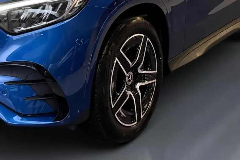 Mercedes-Benz GLC 200 din 2024 cu 1.146 km - oferta MER159438 - foto 3