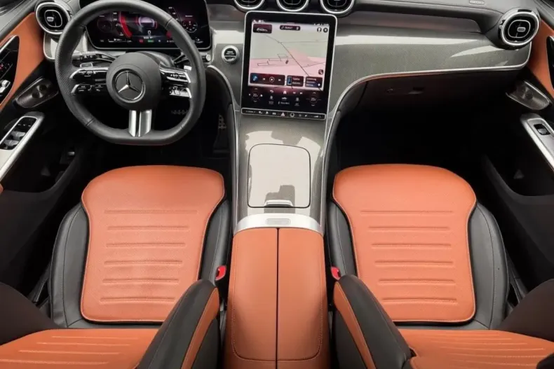 Mercedes-Benz GLC 300 din 2023 cu 20.900 km - oferta MER159440 - foto 2