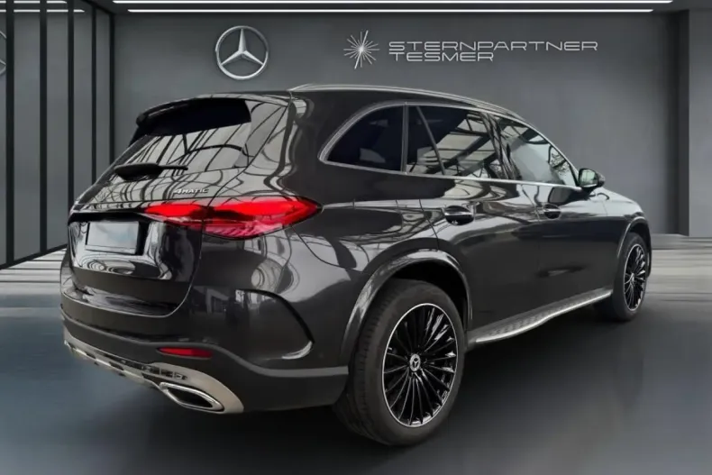 Mercedes-Benz GLC 300 din 2023 cu 20.900 km - oferta MER159440 - foto 3