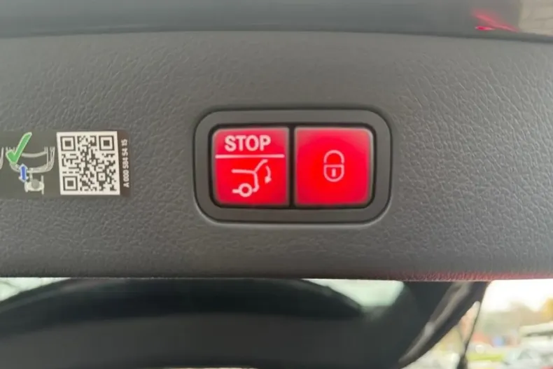 Mercedes-Benz GLC 300 din 2023 cu 20.900 km - oferta MER159440 - foto 14