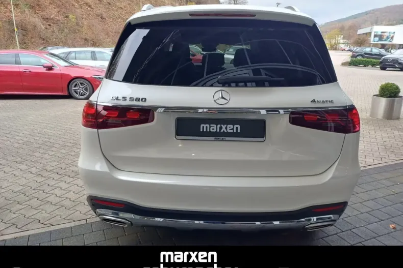 Mercedes-Benz GLS 580 din 2023 cu 6.090 km - oferta MER159445 - foto 6