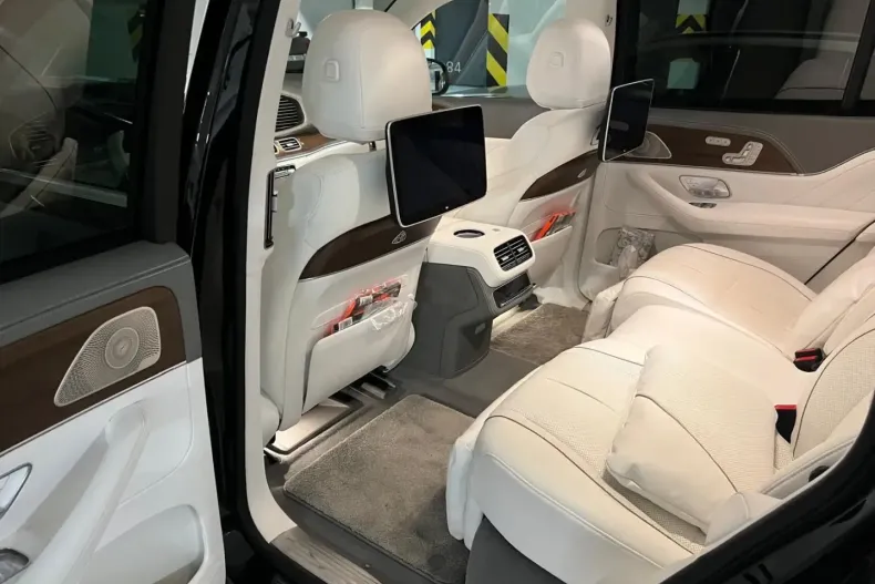 Mercedes-Benz GLS 600 din 2022 cu 55.000 km - oferta MER159447 - foto 14