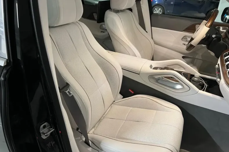 Mercedes-Benz GLS 600 din 2022 cu 55.000 km - oferta MER159447 - foto 19