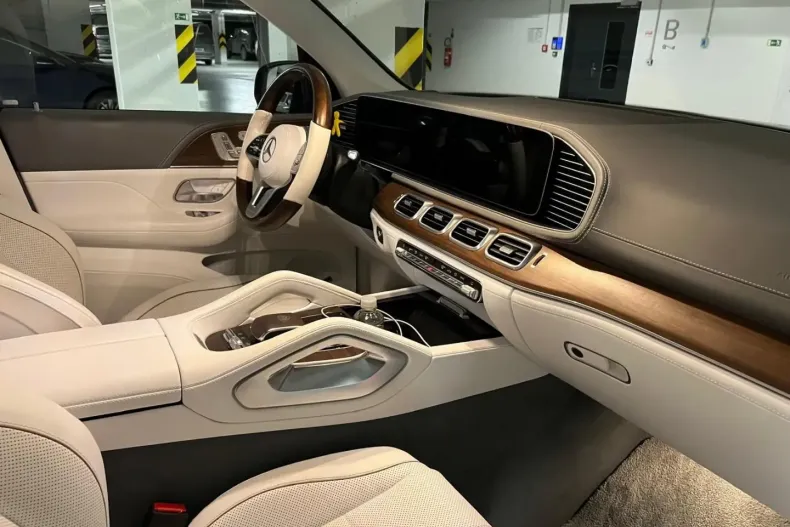 Mercedes-Benz GLS 600 din 2022 cu 55.000 km - oferta MER159447 - foto 20