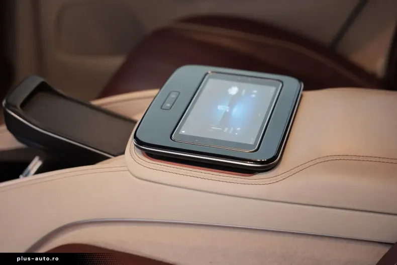 Mercedes-Benz GLS 600 din 2022 cu 67.000 km - oferta MER159448 - foto 23