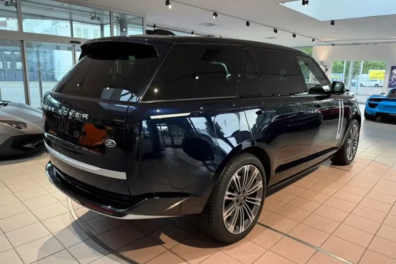 Land Rover Range Rover din 2023 cu 18.050 km - oferta LAN159454 - foto 8