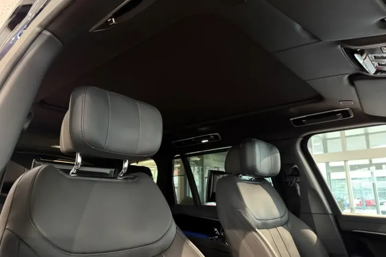 Land Rover Range Rover din 2023 cu 18.050 km - oferta LAN159454 - foto 17