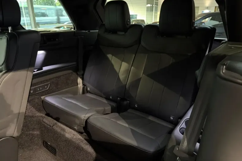 Land Rover Range Rover din 2023 cu 18.050 km - oferta LAN159454 - foto 26