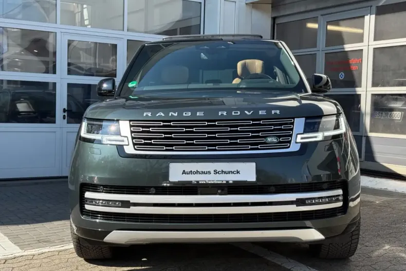Land Rover Range Rover din 2023 cu 35.112 km - oferta LAN159455 - foto 2