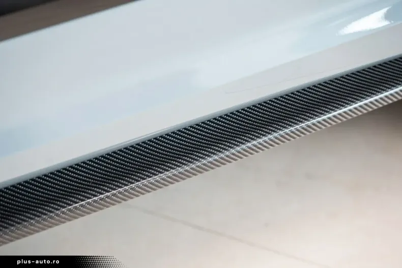 Bentley Bentayga din 2025 cu 2.000 km - oferta BEN159458 - foto 12