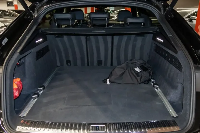 Audi Q8 din 2025 cu 27.375 km - oferta AUD159460 - foto 7