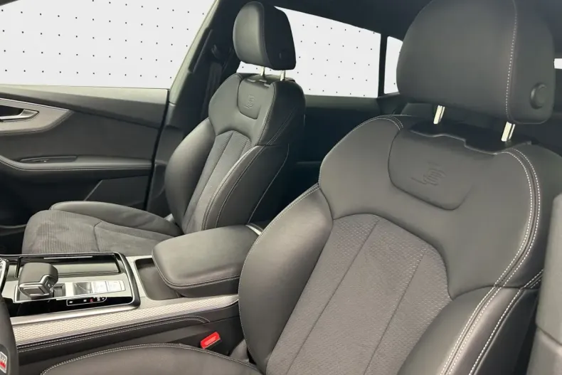 Audi Q8 din 2024 cu 20.600 km - oferta AUD159464 - foto 10