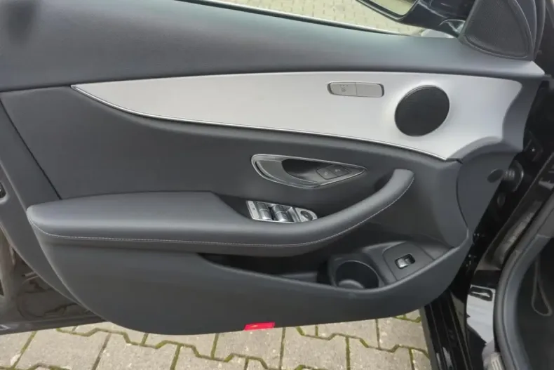 Mercedes-Benz E 200 din 2023 cu 36.000 km - oferta MER159467 - foto 16